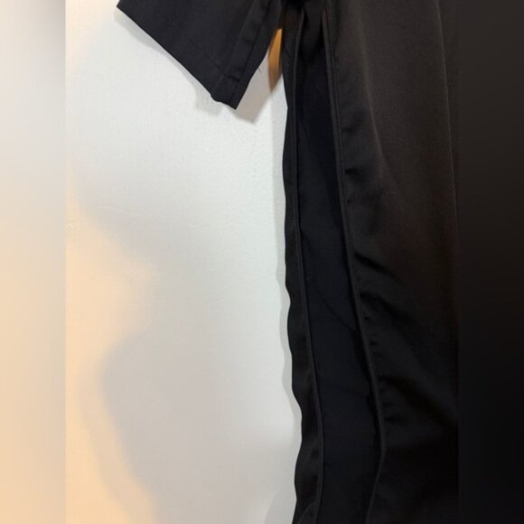 H&M Black Short Sleeve Midi Dress - Size US 10 / CA 10 - Picture 7 of 8